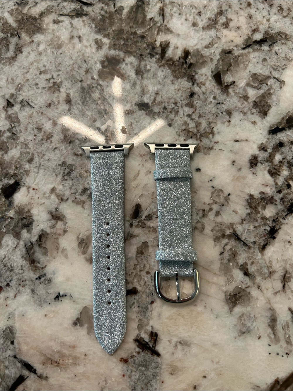 kate spade Silver Glitter Apple Watch Band 38/40mm new wo tags
